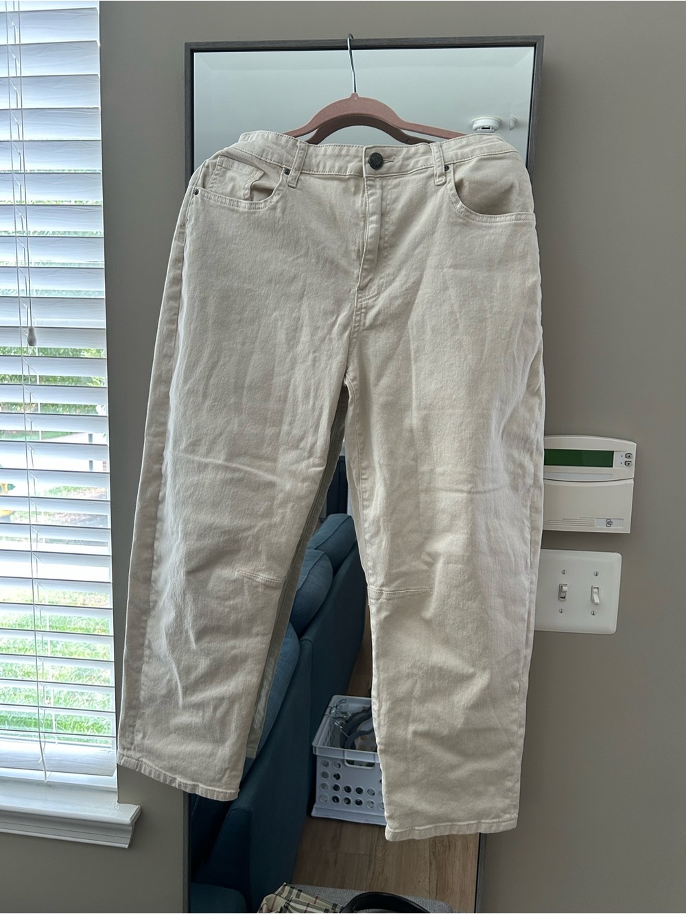 Kut from the Kloth Ashley High Rise Slouchy Barrel Jeans cream/ecru Size 10 - Picture 4 of 12